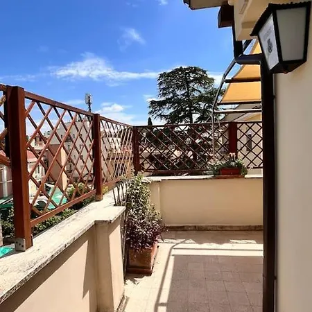 Attico Luminosissimo, Citta Giardino - Monte Sacro *